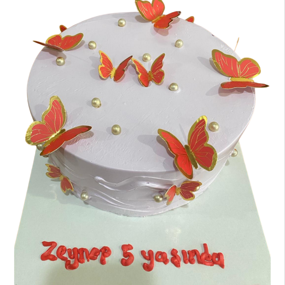 Kelebek Desenli Özel Pasta